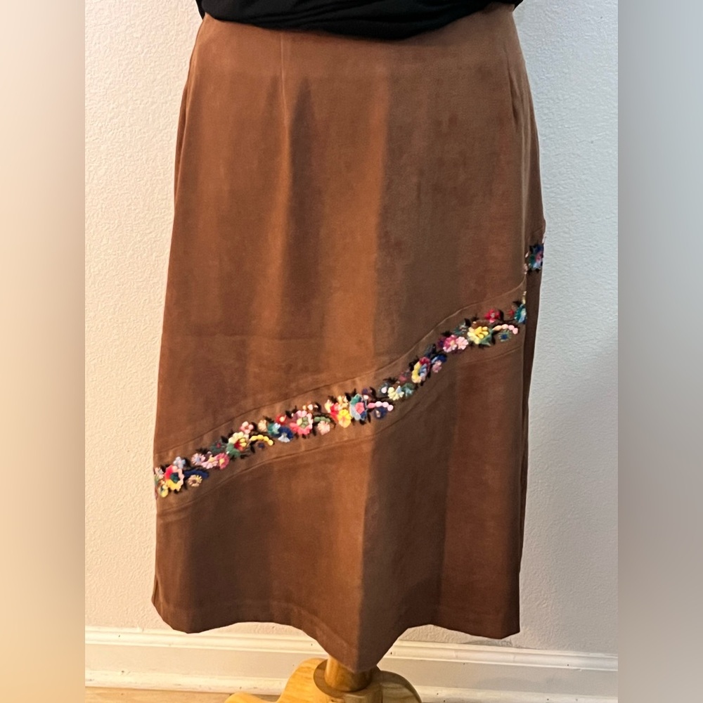 Vintage Scarlett Faux suede embroidered floral boho skirt